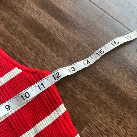 NWT SOLID & STRIPED
The Carson striped ribbed-knit top
Red and white stripe - Picture 7 of 7